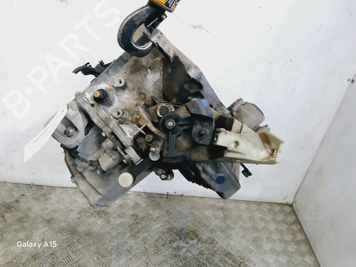 Used Gearbox Gearbox PEUGEOT 208 II (UB_, UP_, UW_, UJ_) 1.2 PureTech 100 (101 hp) 39982245 39982245