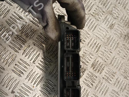 Used Engine control unit (ECU) Engine control unit (ECU) 39426313 39426313