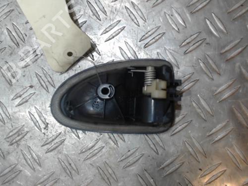 Used Front right interior door handle Front right interior door handle 37352231 37352231