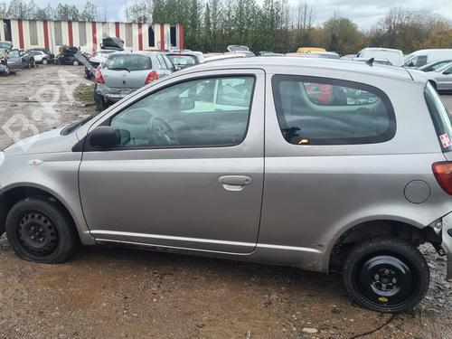 Used Parts TOYOTA YARIS (_P1_) 1.4 D-4D (NLP10_, NLP10R) 4808336