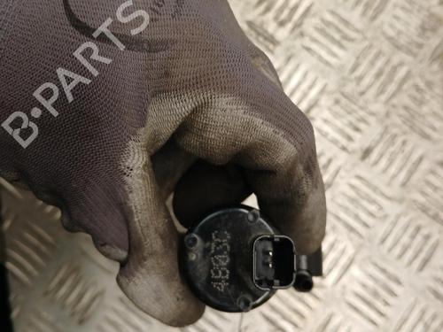 Used Washer pump Washer pump PEUGEOT 308 SW III (FC_, FJ_, FR_, F4_, FN_) PureTech 136 (FRHPYC) (136 hp) 39749984 39749984