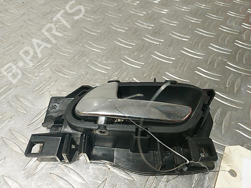 Used Front left interior door handle Front left interior door handle 37355384 37355384