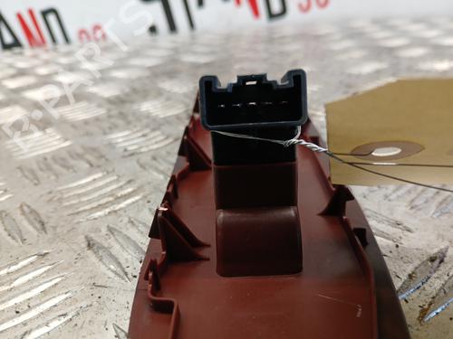Used Right front window switch Right front window switch 37373186 37373186