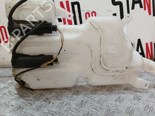 Used Windscreen washer tank Windscreen washer tank 37358004 37358004