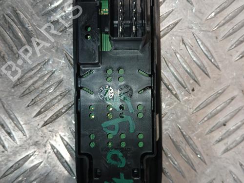 Left front window switch CITROËN C3 II (SC_) 1.2 VTi 82 | BP37372636I27 - Image 3