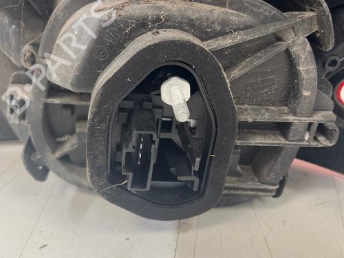 Venstre baglygte Venstre baglygte PEUGEOT 208 I (CA_, CC_) 1.2 VTI 82 (82 hp) 37373891 37373891