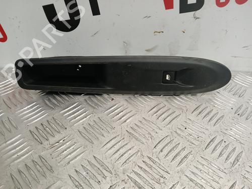 right-front-window-switch-citroen-ds3-sa_-2009-2010-2011-2012-2013-2014-2015-2016-37368766 main image