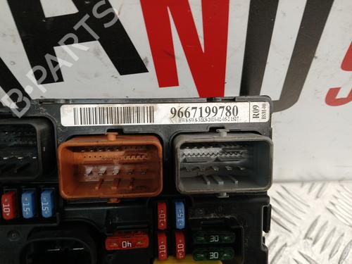 Fuse box CITROËN C3 II (SC_) 1.4 HDi 70 (SC8HZC, SC8HR0, SC8HP4) | BP37370519E1 - Image 2