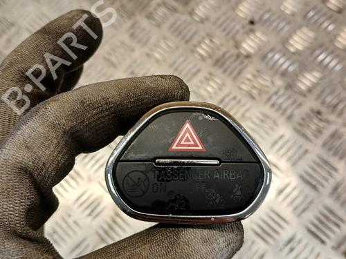 warning-switch-opel-corsa-e-x15-2014-37373800 main image