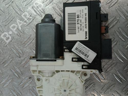 Used Right front window motor Right front window motor 37366523 37366523