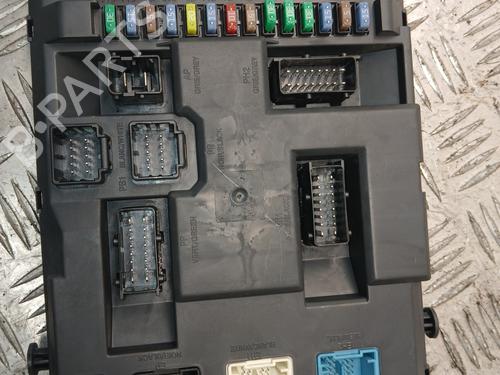 fuse-box-citroen-c3-ii-sc_-2009-37369270 main image