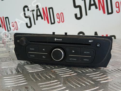 Used Radio Radio 37367517 37367517