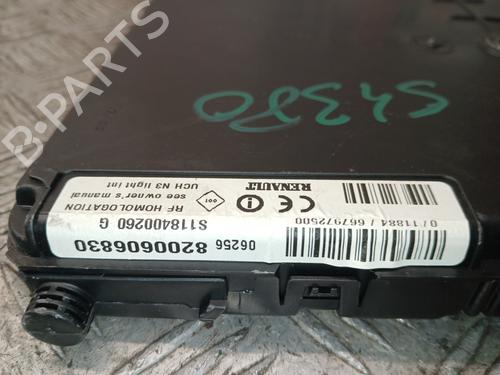 Fuse box RENAULT SCÉNIC II (JM0/1_) 1.6 16V (JM1R) | BP37372059E1 - Image 3