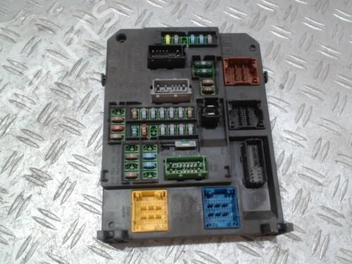 fuse-box-peugeot-508-i-8d_-2010-2011-2012-2013-2014-2015-2016-2017-2018-37359272 main image