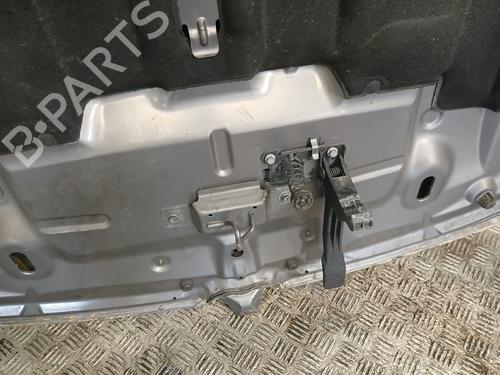 hood-renault-megane-iii-hatchback-bz01_-b3_-2008-37371025 main image