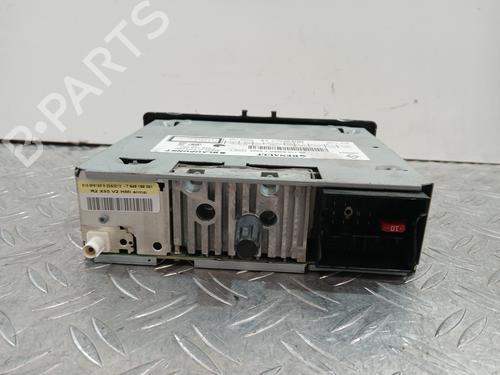 radio-renault-megane-iii-hatchback-bz01_-b3_-2008-37366132 main image