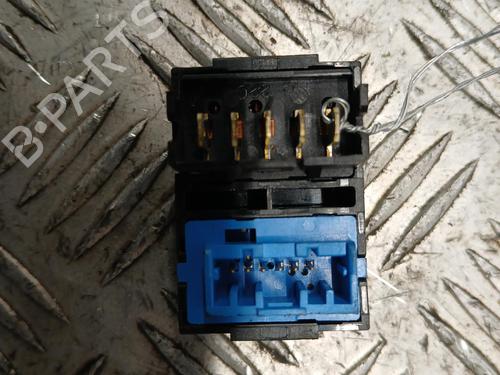 Used Left front window switch Left front window switch PEUGEOT 406 (8B) 2.1 TD 12V (109 hp) 40202781 40202781