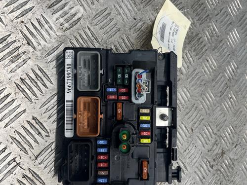 Fuse box CITROËN C3 II (SC_) 1.6 HDi | BP38875781E1 - Image 3