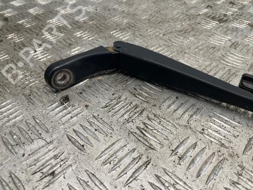 Used Front windshield wiper arm Front windshield wiper arm 37373512 37373512