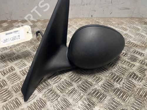 Used Left mirror Left mirror ALFA ROMEO 147 (937_) 1.9 JTDM 16V (937.AXN1B, 937.BXN1B) (150 hp) 39702697 39702697
