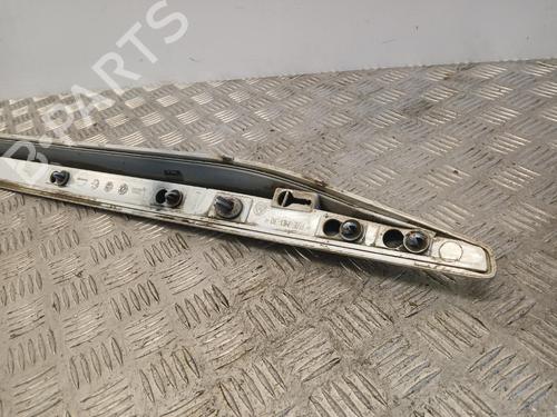 Venstre sidekjole Venstre sidekjole PEUGEOT 308 II (LB_, LP_, LW_, LH_, L3_) 1.6 BlueHDi 120 (120 hp) 37375264 37375264