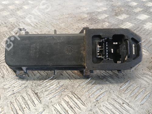 Lampeholder Lampeholder RENAULT CLIO II (BB_, CB_) [1998-2016] 37371960 37371960