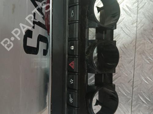 Warning switch RENAULT CLIO V (B7_) 1.3 TCe 130 (B7MF) | BP37365156I22 - Image 3