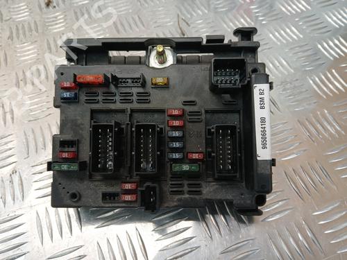 Used Fuse box Fuse box 37368612 37368612