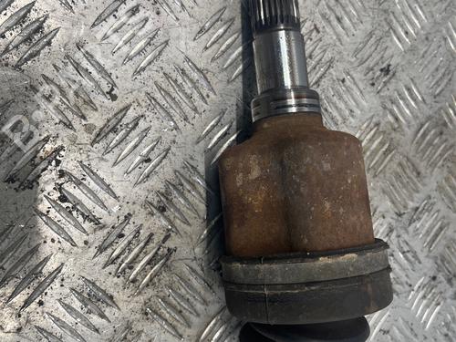 Drivaksel fortil venstre Drivaksel fortil venstre VOLVO V50 (545) 1.6 D (109 hp) 37374989 37374989