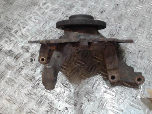 Used Right front steering knuckle Right front steering knuckle 37353340 37353340