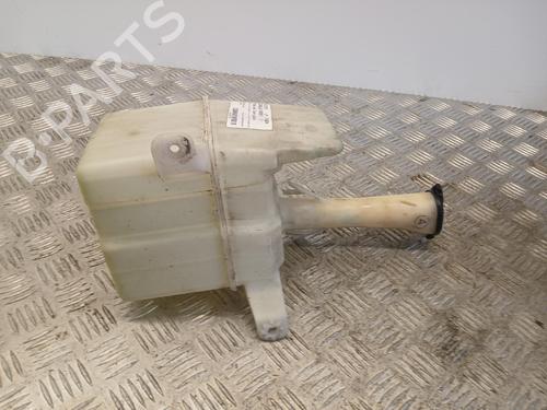 windscreen-washer-tank-toyota-corolla-verso-_e12_-2001-2002-2003-2004-2005-2006-2007-37375529 main image