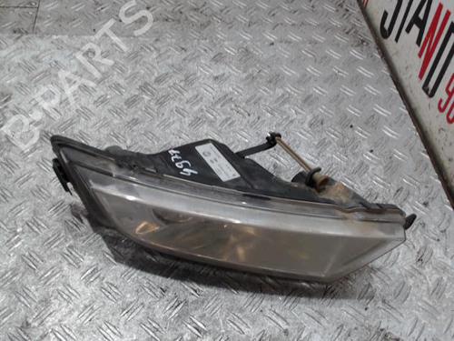 right-front-fog-light-skoda-octavia-iii-combi-5e5-5e6-2012-2013-2014-2015-2016-2017-2018-2019-2020-37359945 main image