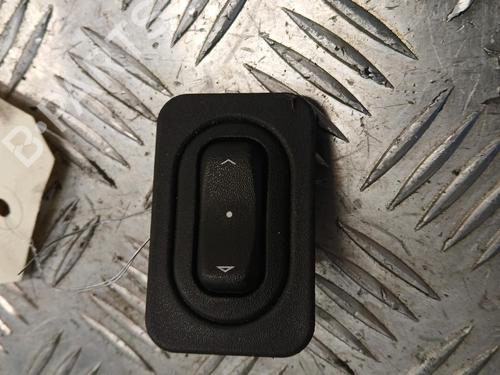 Right front window switch OPEL CORSA C (X01) 1.3 CDTI (F08, F68) | BP37372647I26 - Image 3