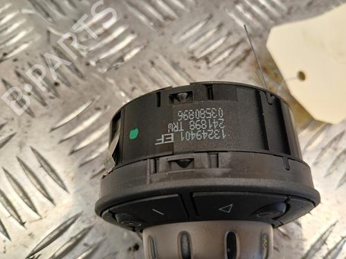 Used Headlight switch Headlight switch 37373373 37373373