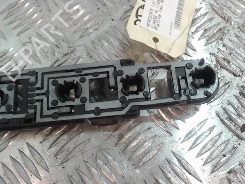 Lampeholder Lampeholder MERCEDES-BENZ A-CLASS (W168) A 170 CDI (168.008) (90 hp) 37352580 37352580