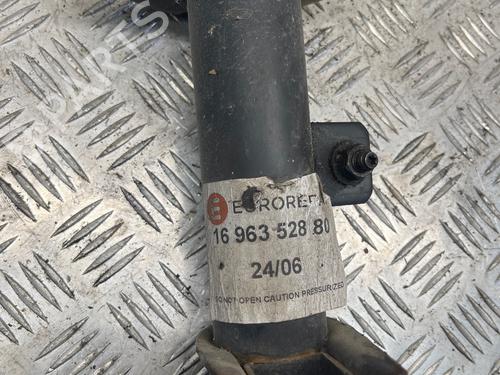right-front-shock-absorber-citroen-c4-picasso-i-mpv-ud_-2006-2007-2008-2009-2010-2011-2012-2013-2014-2015-37374083 main image