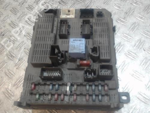 Used Fuse box Fuse box 37354588 37354588