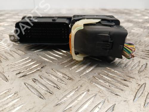 engine-control-unit-ecu-ds-ds-5-kf_-2015-2016-2017-2018-37375222 main image