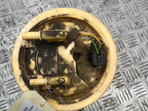Used Fuel pump Fuel pump 39020851 39020851