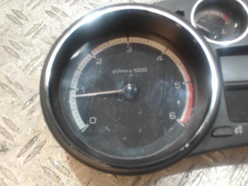 Used Instrument cluster Instrument cluster 37355164 37355164