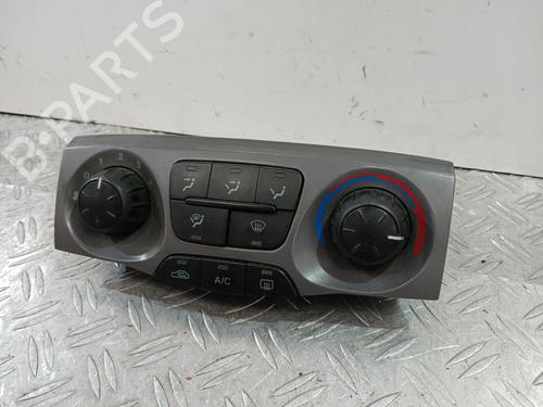 Climate control HYUNDAI TRAJET (FO) 2.0 CRDi | BP37365295I5 - Image 3