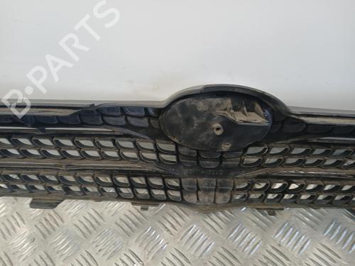 grille-toyota-corolla-verso-_e12_-2001-2002-2003-2004-2005-2006-2007-37375541 main image