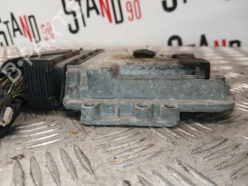 engine-control-unit-ecu-alfa-romeo-147-937_-2000-2001-2002-2003-2004-2005-2006-2007-2008-2009-2010-37370287 main image