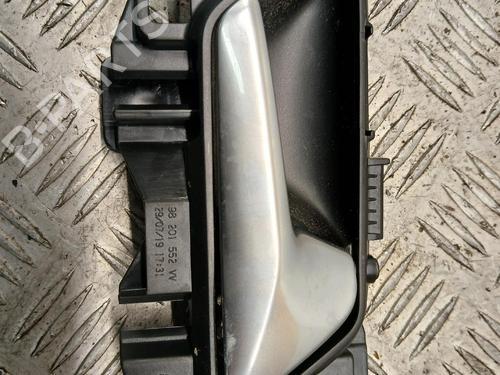 Used Front right interior door handle Front right interior door handle PEUGEOT 208 II (UB_, UP_, UW_, UJ_) 1.2 PureTech 100 (101 hp) 39942120 39942120
