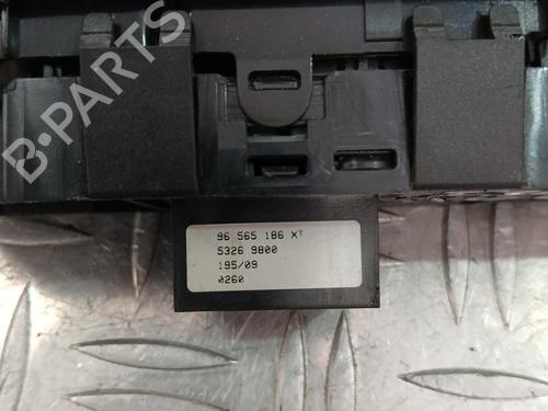Used Right front window switch Right front window switch 37366645 37366645