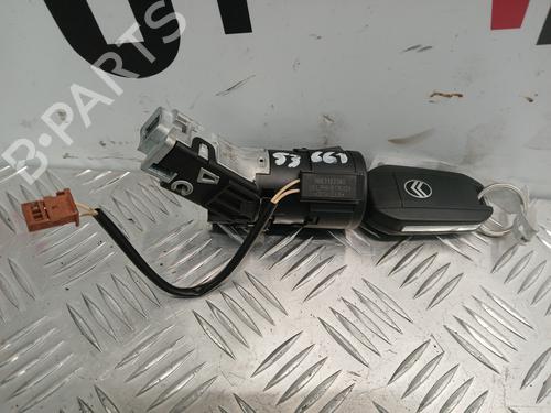 ignition-barrel-citroen-berlingo-box-bodympv-k9-2018-37746282 main image