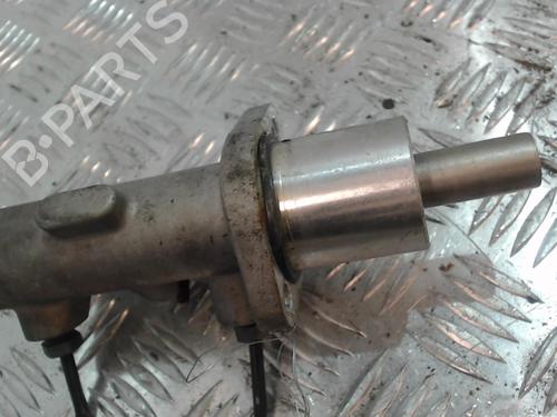 Brake master cylinder FORD TRANSIT Van (FA_ _) 2.0 DI (FAE_, FAF_, FAG_) | BP37352589M77 - Image 3