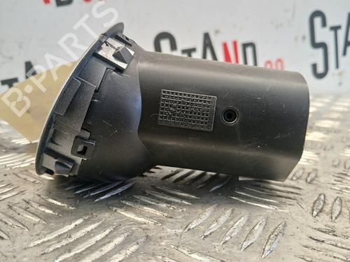 air-vent-renault-clio-iii-br01-cr01-2005-2006-2007-2008-2009-2010-2011-2012-2013-2014-37374910 main image