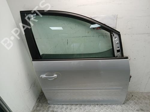 Used Right front door Right front door 37363777 37363777