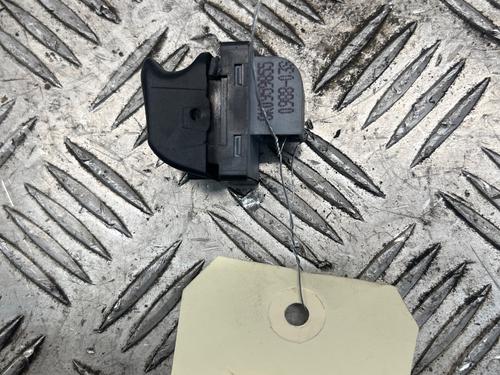 Right front window switch AUDI A4 B8 Avant (8K5) 2.0 TDI | BP39551960I26 - Image 2